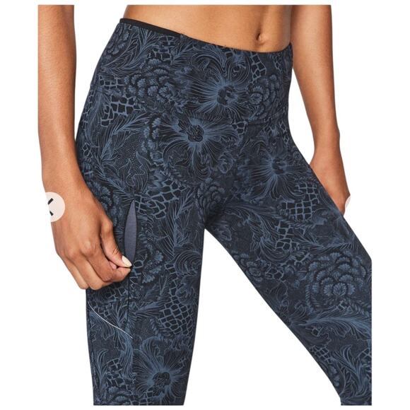 NWOT Rare Lululemon Run On Tight 25" Multi Pocket Nouveau Mach Blue Black Size 2 - Picture 8 of 15